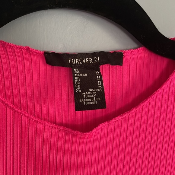 Forever 21 Asymmetrical Crop Top/Shirt Medium - Picture 4 of 6